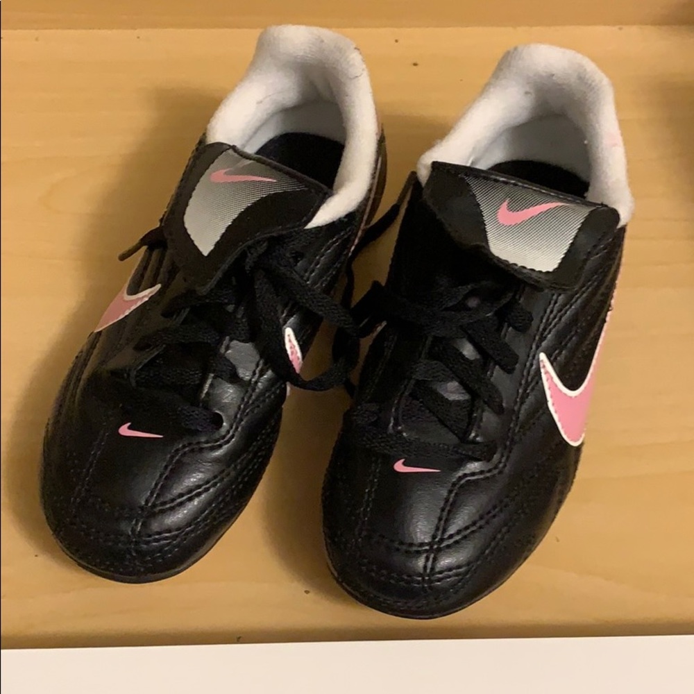 Barely used Nike kid cleats